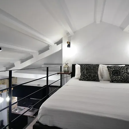 Queen 4 In The Heart Of The Corfu Historical Old Town Center Apartment